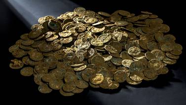 Agricultor suizo halla tesoro de monedas romanas