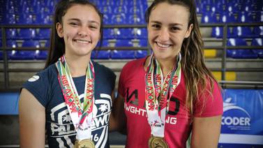 Juegos Nacionales: Hermanas imponen récords en halterofilia
