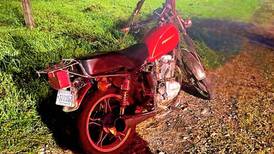 Motociclista muere luego de atropellar a peatones en San Carlos