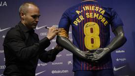 Andrés Iniesta renueva con el Barcelona "de por vida"