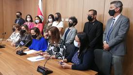 13 diputados ticos exigen a Daniel Ortega liberar presos políticos y elecciones libres
