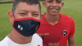 Un ‘Cachorro’ Ledezma de 15 años se entrena con el primer equipo de Alajuelense