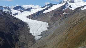El calentamiento global ocasiona el derretimiento de los glaciares de montaña