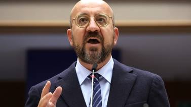 Unión Europea debe prepararse para adhesión de Ucrania, dice jefe del Consejo Europeo 