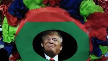 Piñata de Donald Trump desata amenazas en centro educativo de Estados Unidos