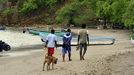 Grupo de 22 africanos planeó  navegar hasta Honduras con pescadores de Bahía Salinas