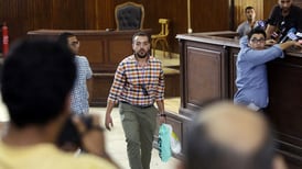 Egipto condena a tres años de cárcel a periodistas de Al-Jazeera