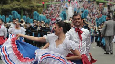 Ticos celebraron con tambores, marimbas y trajes típicos los 198 años de independencia de Costa Rica