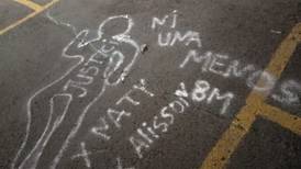 Asesinatos de Allison y Naty se recordaron con grafitis en las calles de Paraíso