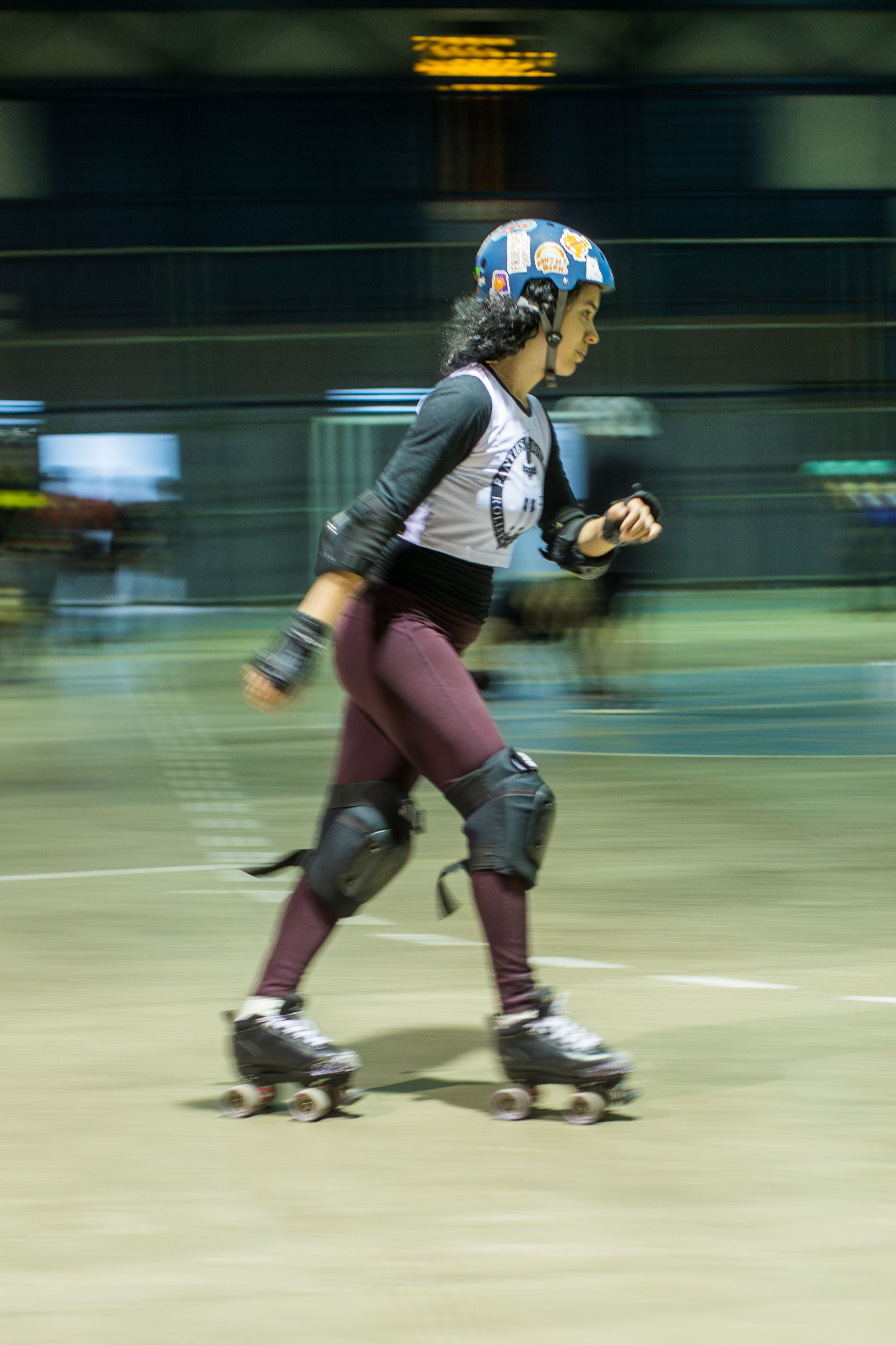 Rebeca Pessoa quería aprender a bailar en patines y por ello ingresó al equipo, sin embargo, el Roller Derby la cautivó.