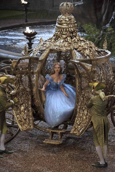 Disney convierte en carne y hueso a su emblemática princesa Cenicienta | La  Nación
