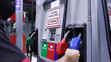 Gasolina súper y diésel bajan de precio este jueves 7 de diciembre