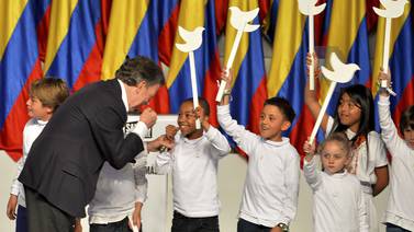 Reelección de Santos dirige a Colombia hacia la paz