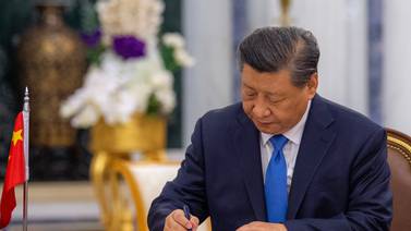 Arabia Saudita y China firman de contratos millonarios en visita criticada por Estados Unidos