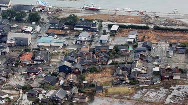 Violento terremoto en Japón deja al menos 50 muertos