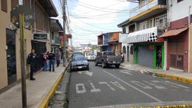 Sospechoso de balear a dos personas en Alajuela fue detenido en su casa