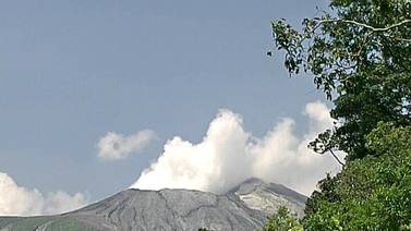 Volcán Rincón de la Vieja muestra signos que anticipan erupción inminente 
