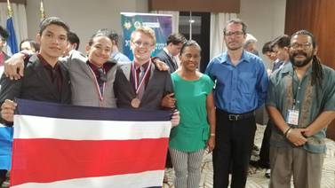 Ticos se bañaron en bronce en la Olimpiada Centroamericana y del Caribe de Química