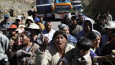 Continúan bloqueos contra Gobierno  boliviano