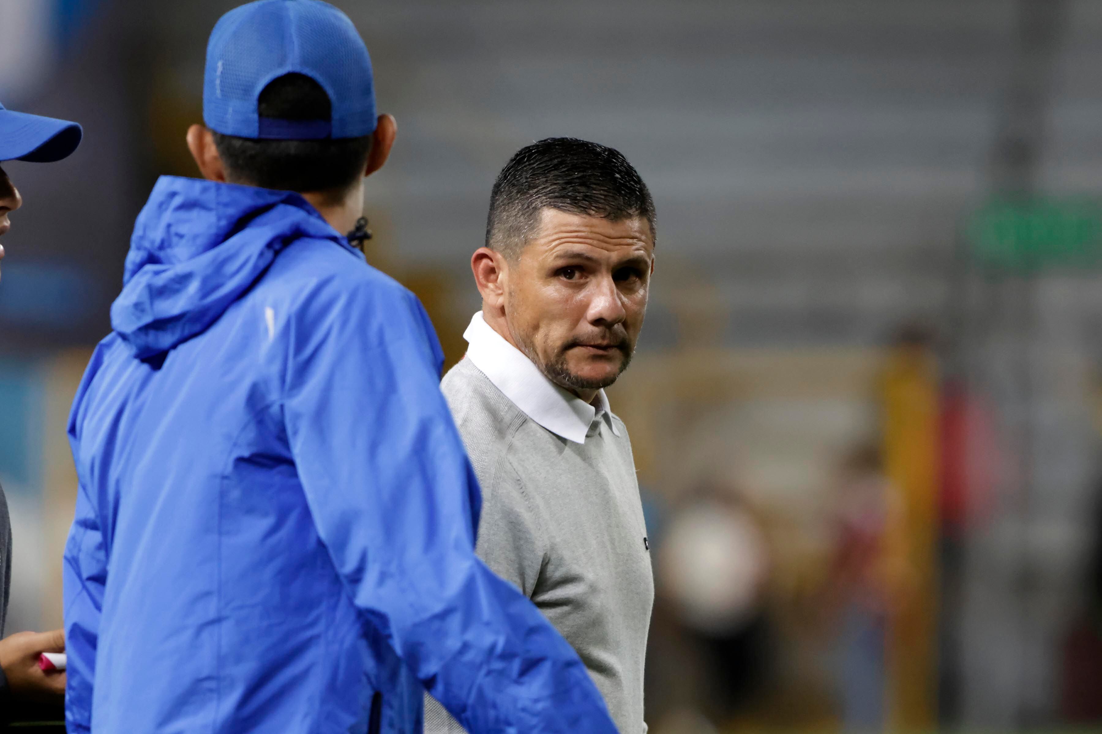 La historia no contada del 7 a 0 de Saprissa sobre Grecia: técnico Alexander Vargas casi termina en el hospital