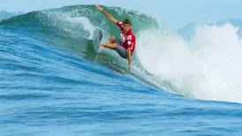 El surfista que impone récord busca tercer título en el Circuito Nacional de Surf y boleto a Tokio 2020