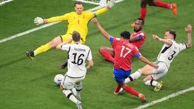 Costa Rica vs. Alemania: Ticos y alemanes se consuelan después del esfuerzo en un partido loco