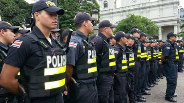 Ministerio de Seguridad reduce tiempo de práctica para graduar policías