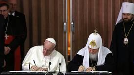 Papa Francisco y patriarca Cirilo instan a  unión para la  defensa del  cristianismo