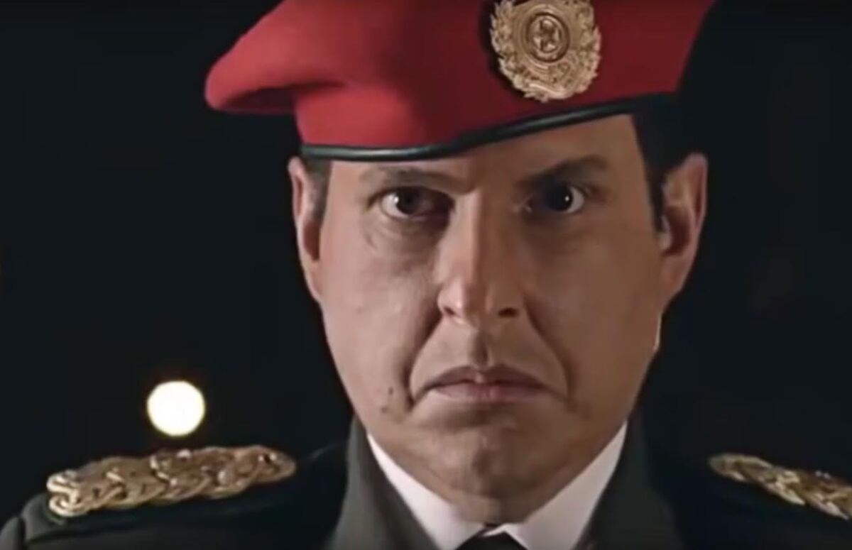 El Comandante Serie Sobre Hugo Chavez Tuvo Polemico Estreno En Colombia La Nacion Así se evidencia en el 'top' 16 de las producciones más vistas de rcn y caracol en las franjas de la tarde y la noche.