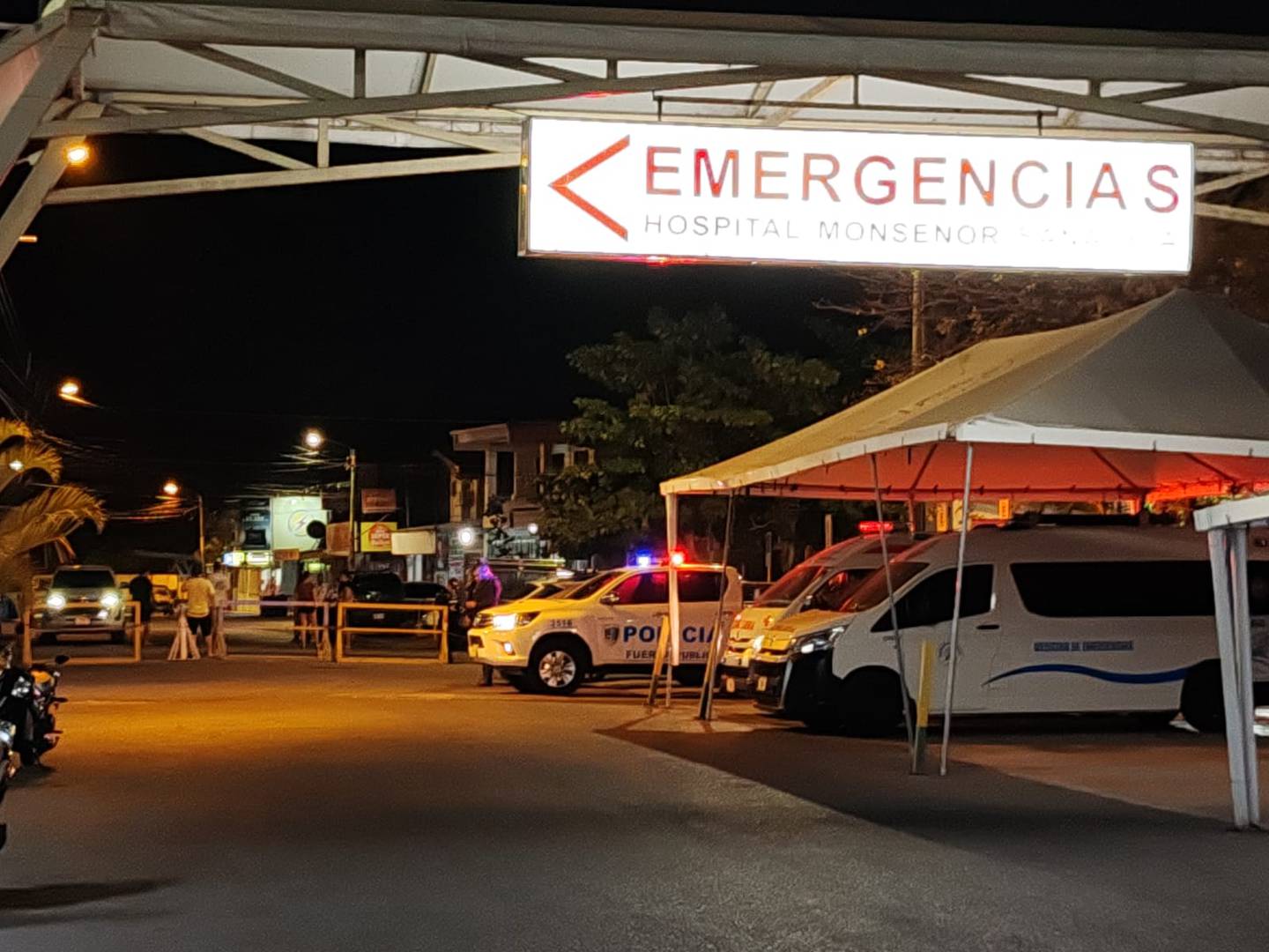 El menor de edad fue baleado en su casa en el barrio El Camen, en Puntarenas. Las autoridades no han localizado a quienes perpetuaron el ataque.