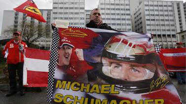 Michael Schumacher recibe en su cumpleaños un homenaje por parte de decenas de aficionados 