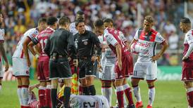 Comisión de Arbitraje reconoce errores de réferis en los dos goles de Saprissa ante Alajuelense 