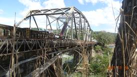 MOPT promete puente nuevo sobre río Barranca para marzo del 2025  