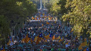 Rajoy pide cesar al gobierno catalán y aboga por elecciones en menos de seis meses 