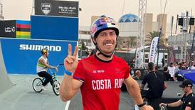 Kenneth Tencio avanzó a la final de la Copa Mundial de BMX Freestyle en Abu Dabi