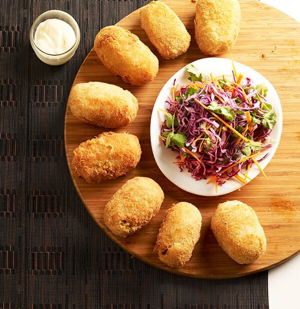 La Receta Enyucaditos Mixtos Con Ensalada Morada La Nacion