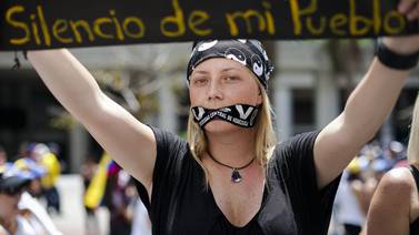Liberan a periodista italiana Francesca Commissari, detenida en Venezuela desde el viernes