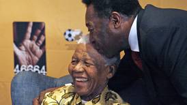 Músicos y actores también lloran a Nelson Mandela