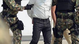  Chapo Guzmán pone en alerta a la policía de Chile y Argentina