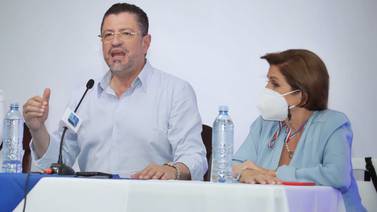 Chaves dice tener ‘respeto’ por los periodistas pese a su discurso de ataques 