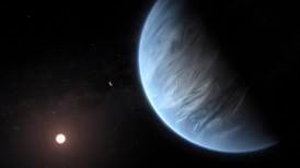 Científicos descubren planeta con agua y temperatura apropiada para la vida