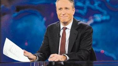 Con chota y políticos ‘vacilados’, Jon Stewart  despidió su ‘Daily Show’