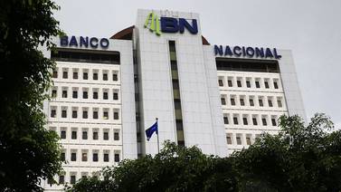 Gobierno sanciona con 8 días de suspensión a 5 directivos del Banco Nacional por autonombrarse en subsidiarias