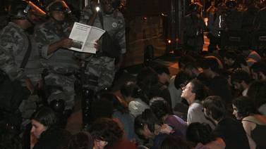 Dilma Rouseff condena las protestas en Sao Paulo