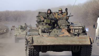 Ucrania comenzará a retirar armamento pesado en el este