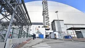 Ucrania inaugura cúpula gigante que cubre reactor accidentado de Chernóbil