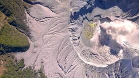 Magma de recientes erupciones potencia la lluvia ácida del Poás