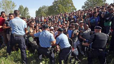 Croacia se blinda   ante la llegada de miles de migrantes
