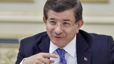 Primer ministro de Turquía afirma que Rusia se comporta como un grupo terrorista en Siria