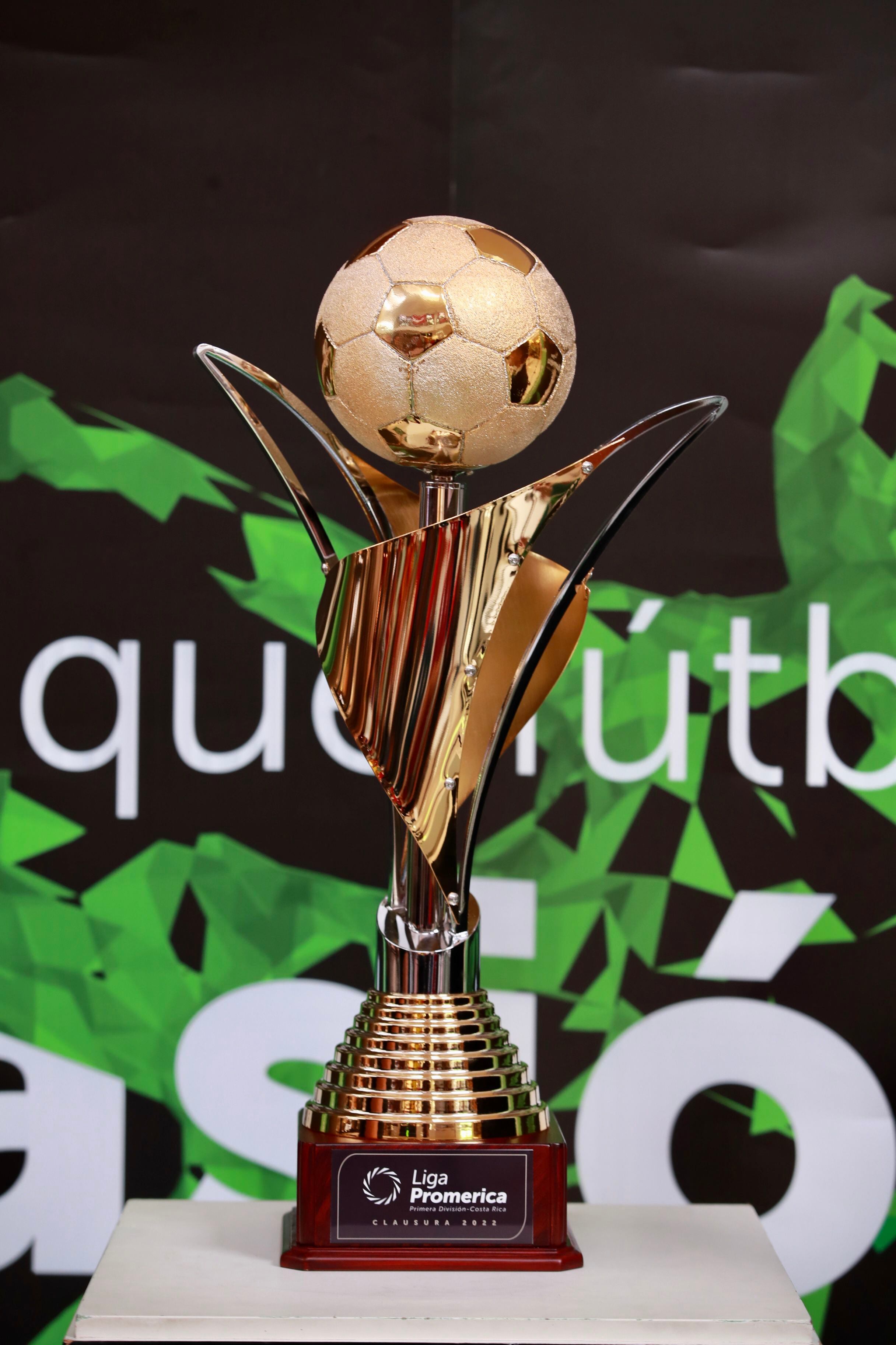 Este es el trofeo que alzan los campeones del fútbol nacional desde el Verano 2012, pero se despide en este Clausura 2024 para dar paso a uno renovado que pondrá a prueba el talento tico.